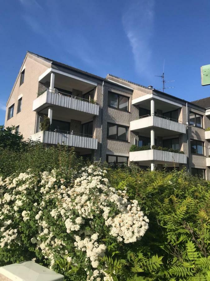 Kuestenbude Sonne * Groemitz